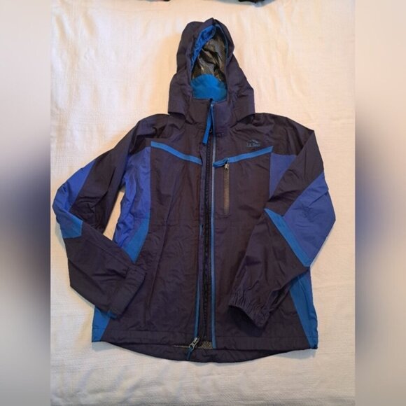 L. L. Bean boys size 3 tone blue jacket, 2 front zippers, outside 1 broken - Picture 1 of 10